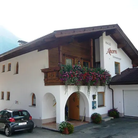 Ahorn Apartament *